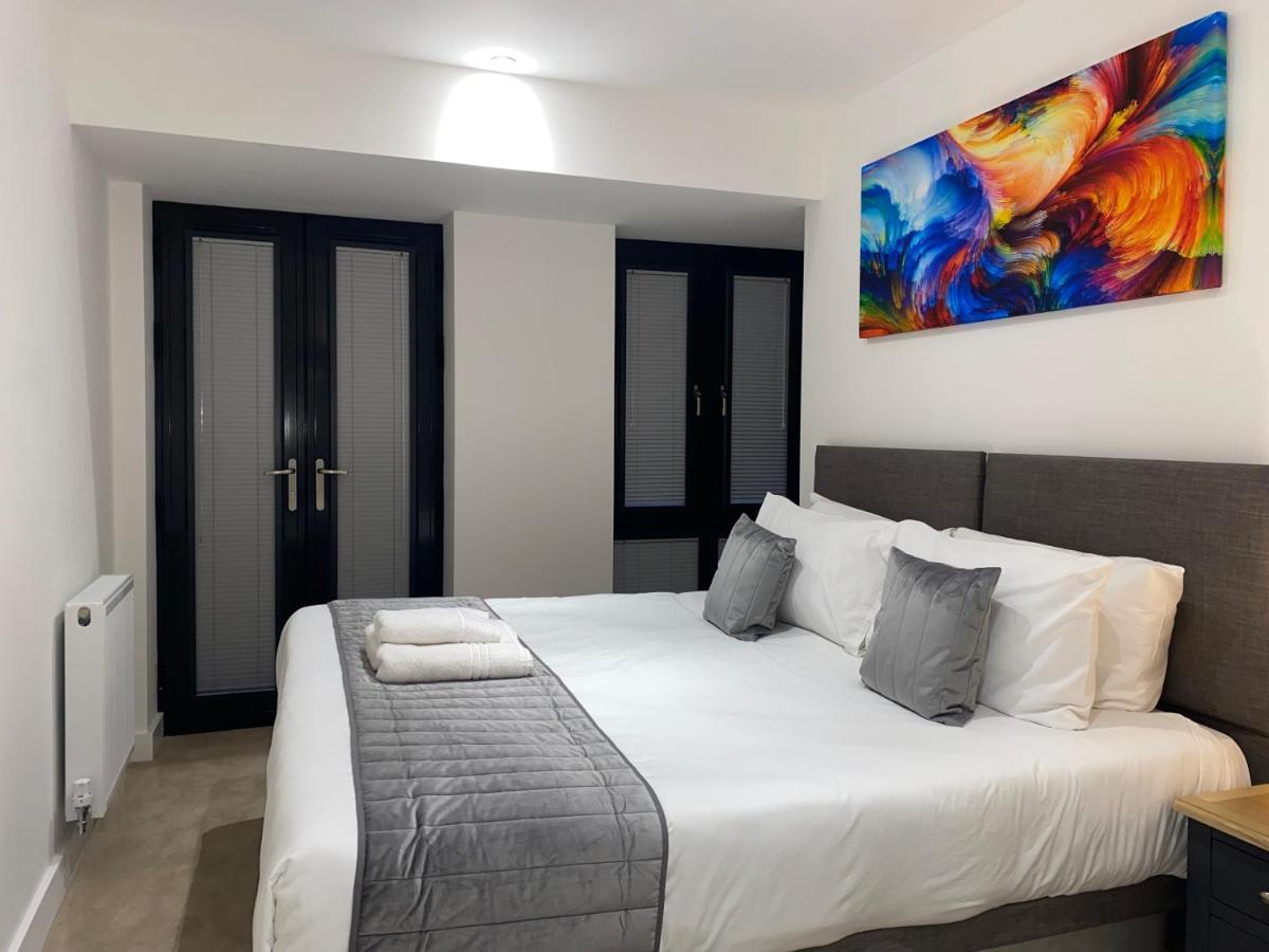 Roomotel - Broadoaks Apartments Solihull Ngoại thất bức ảnh